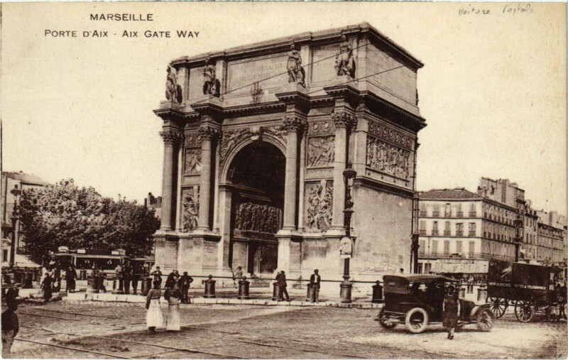 Carte postale ancienne Marseille Porte d'Aix à Marseille