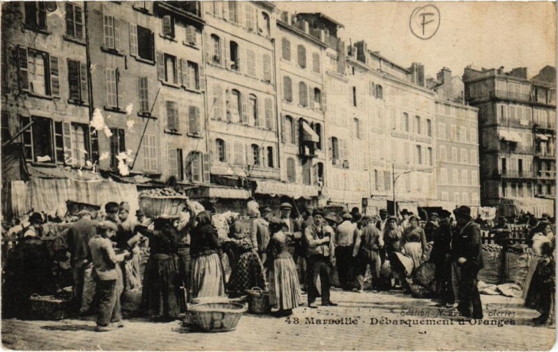 Carte postale ancienne Marseille - Débarquement d'Oranges à Marseille