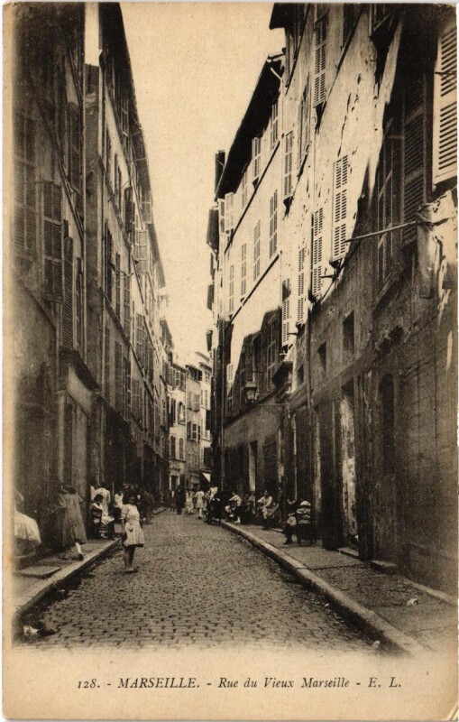 Carte postale ancienne Marseille - Rue du Vieux Marseille à Marseille