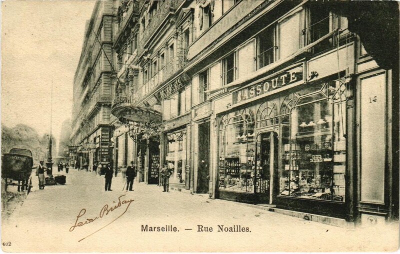 Carte postale ancienne Marseille - Rue Noailles à Marseille