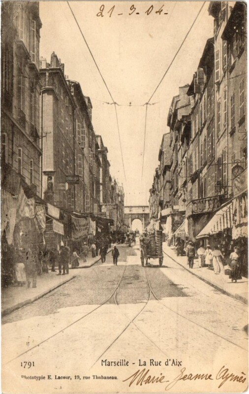 Carte postale ancienne Marseille - La RUe d'Aix à Marseille
