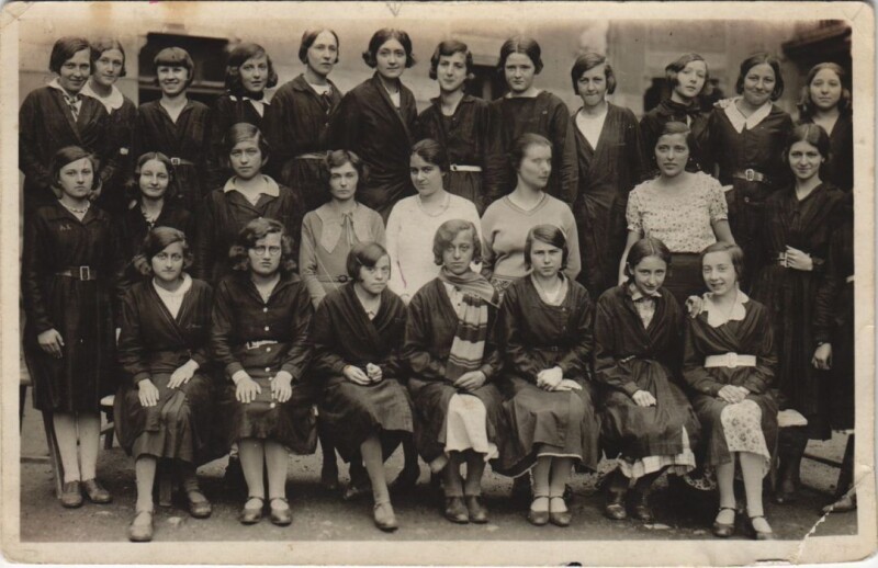 Carte postale ancienne Femmes - Types
