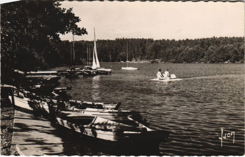 Carte postale ancienne Lac d'Aydat à Aydat