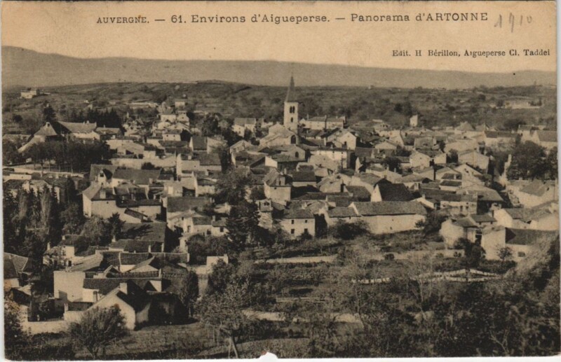 Carte postale ancienne Artonne Panorama à Artonne
