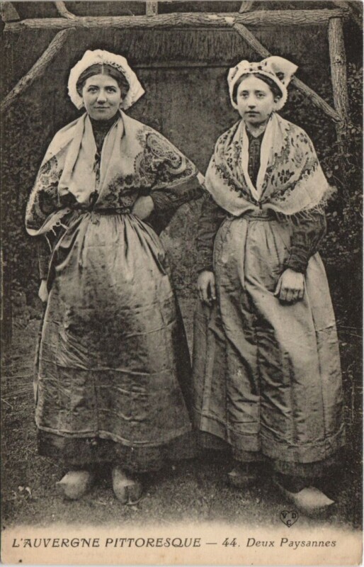 Carte postale ancienne Deux Paysannes