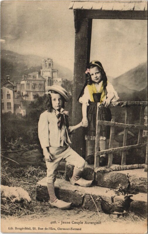 Carte postale ancienne Jeune Couple Auvergnat