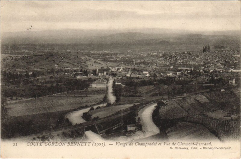 Carte postale ancienne Clermont-Ferrand Vue Generale à Clermont-Ferrand