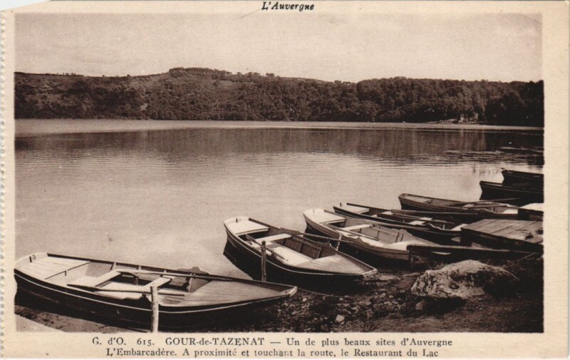 Carte postale ancienne Gour-de-Tazenat - Lake Scene