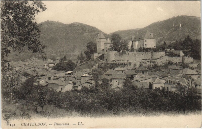 Carte postale ancienne Chateldon Panorama