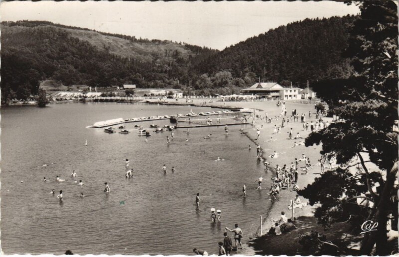 Carte postale ancienne Lac Chambon - La Plage