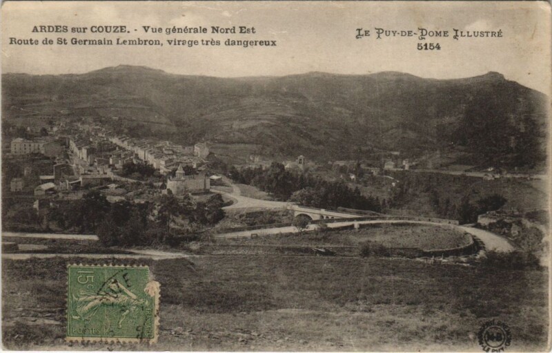 Carte postale ancienne Ardes-sur-Couze Vue Generale Nord-Est à Ardes