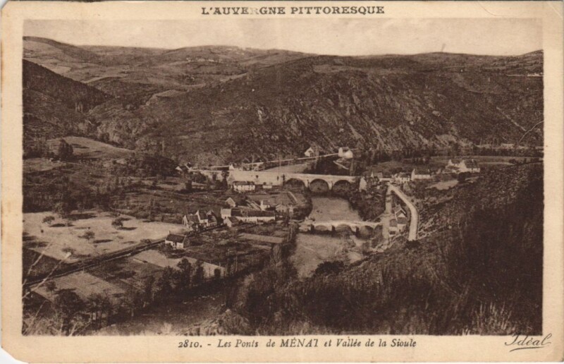 Carte postale ancienne Menat Les Ponts de Menat et Vallee de la Sioule à Menat