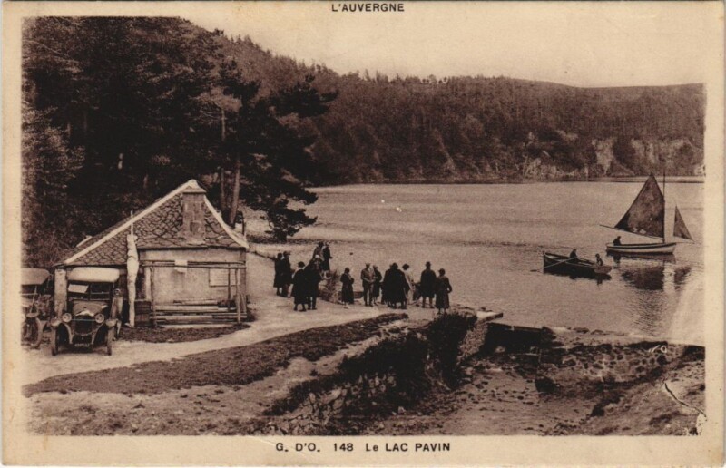 Carte postale ancienne Le Lac Pavin