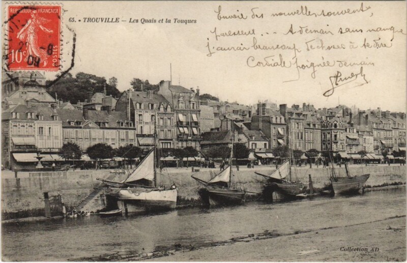 Carte postale ancienne Trouville Les Quais et la Touques à Touques
