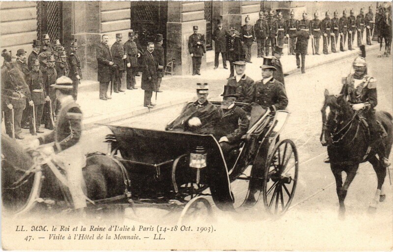 Carte postale ancienne 1903 Roi et reine d'Italie a Paris Hotel de la Monnaie Royalty