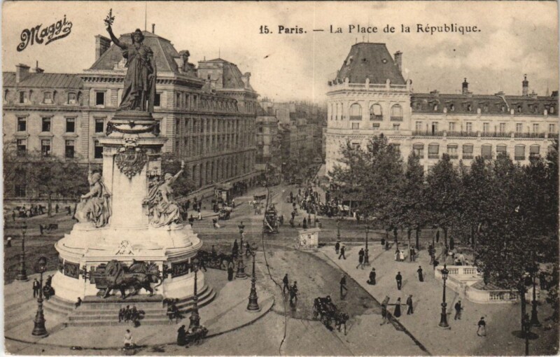 Carte postale ancienne Paris 3e Place de la Republique à Paris 3e