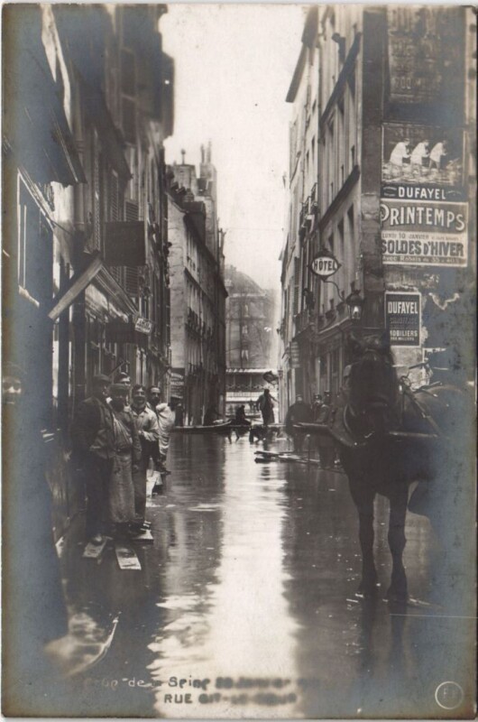 Carte postale ancienne Inondations 1910 Paris Rue Git-le-Coeur