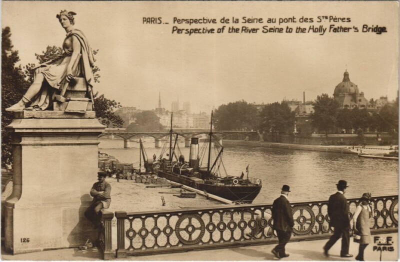 Carte postale ancienne Paris 1e Perspective sur la Seine à Paris 1er