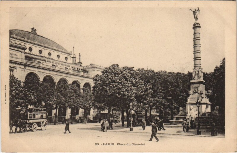 Carte postale ancienne Paris 1e Place du Chatelet à Paris 1er