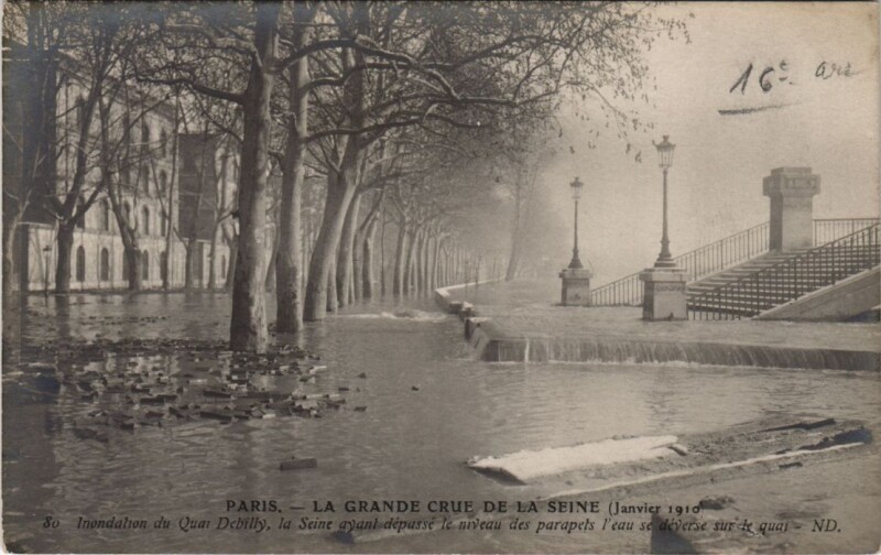 Carte postale ancienne Inondations 1910 Paris Quai Debilly