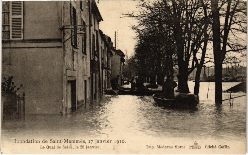 Carte postale ancienne Saint-Mammes Inondations Quai de Seine