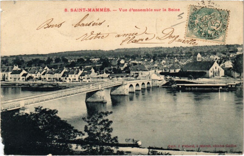Carte postale ancienne Saint-Mammes vue d'ensemble sur la Seine
