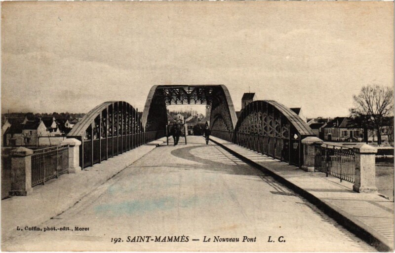 Carte postale ancienne Saint-Mammes Le Nouveau Pont