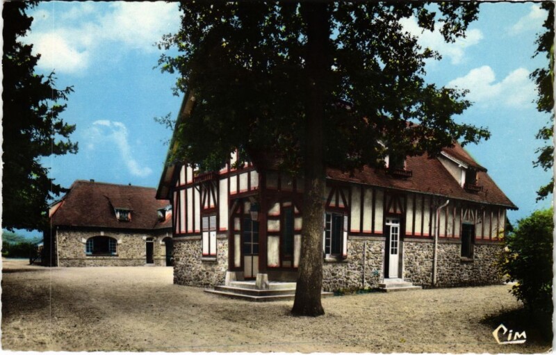 Carte postale ancienne Chailly-en-Biere - Les Roches - Maison de Repos à Chailly-en-Bière