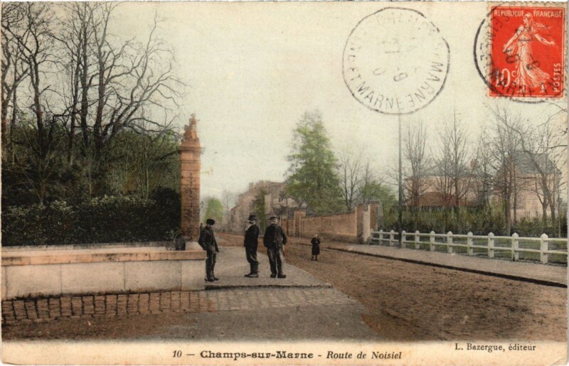 Carte postale ancienne Champs-sur-Marne - Route de Noisiel à Champs-sur-Marne