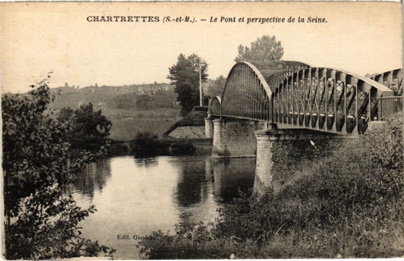 Carte postale ancienne Chartrettes - Le Pont et Perspective de la Seine à Chartrettes