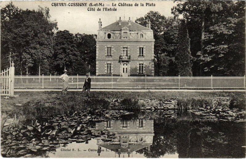 Carte postale ancienne Chevry-Cossigny - Le Chateau de la Plata - Cote de l'Entree à Chevry-Cossigny