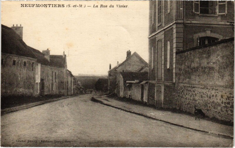 Carte postale ancienne Neufmontiers - La Rue du Vivier