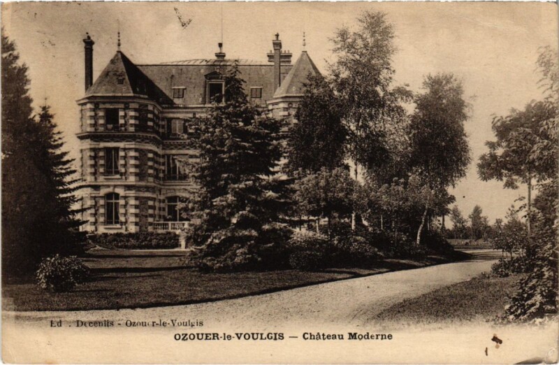Carte postale ancienne Ozouer-le-Voulgis - Chateau Moderne à Ozouer-le-Voulgis