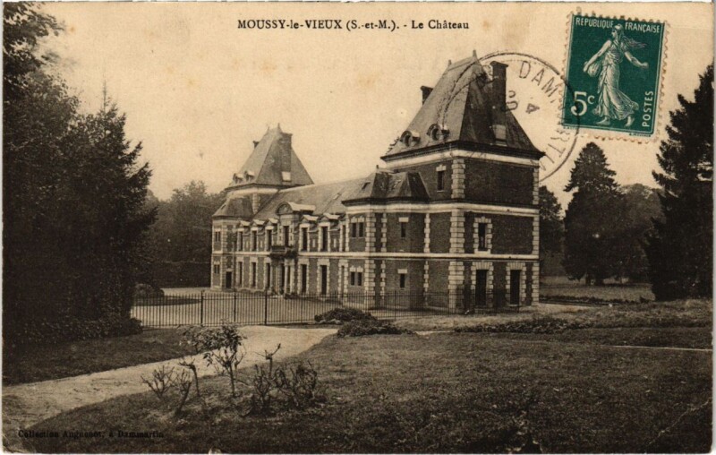 Carte postale ancienne Moussy-le-Vieux - Le Chateau à Moussy-le-Vieux