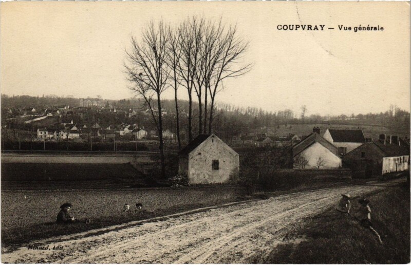 Carte postale ancienne Coupvray - Vue Generale à Coupvray
