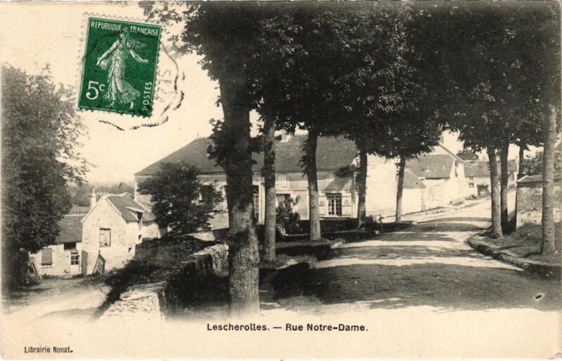 Carte postale ancienne Lescherolles - Rue Notre-Dame à Lescherolles