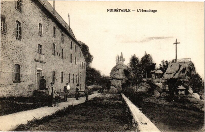 Carte postale ancienne Noiretable - L'Hermitage à Noirétable