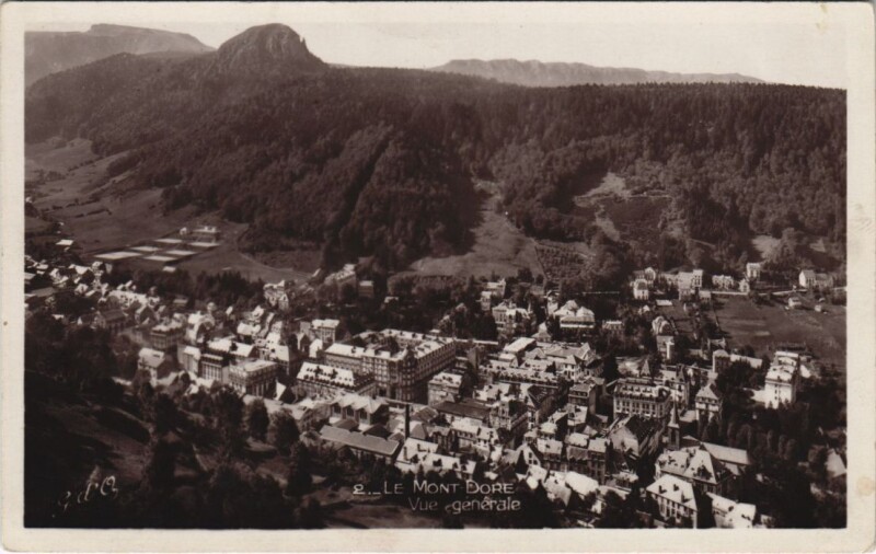 Carte postale ancienne Le Mont-Dore Vue Generale à Mont-Dore