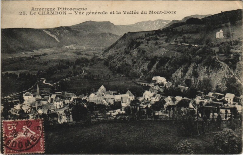 Carte postale ancienne Chambon-sur-Lac Vue Generale à Chambon-sur-Lac