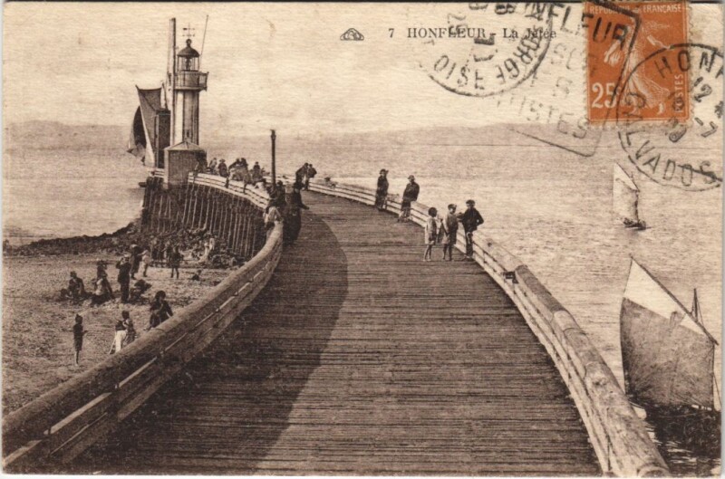 Carte postale ancienne Honfleur La Jetee à Honfleur