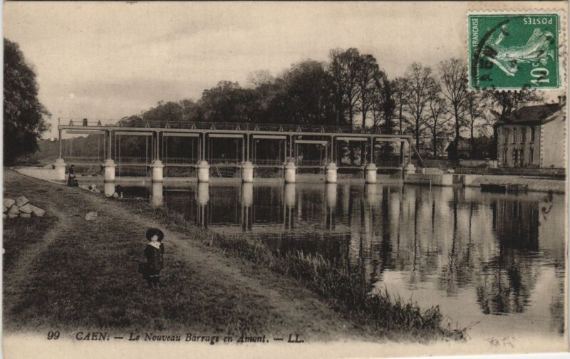 Carte postale ancienne Caen Le Nouveau Barrage en Amont