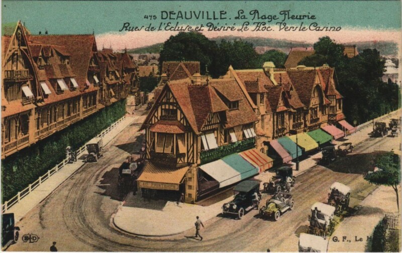 Carte postale ancienne Deauville Rues de l'Ecluse et Desire le Hoc vers le Casino à Deauville
