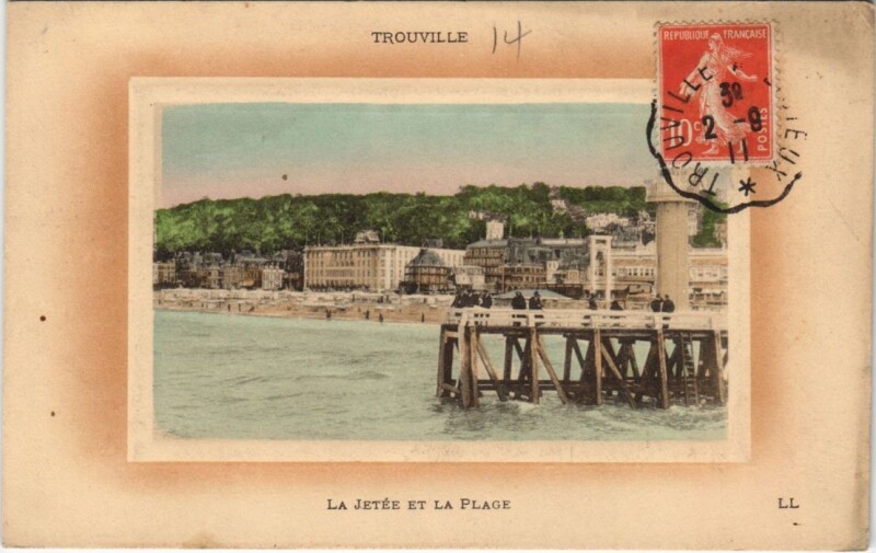 Carte postale ancienne Trouville La Jetee et la Plage