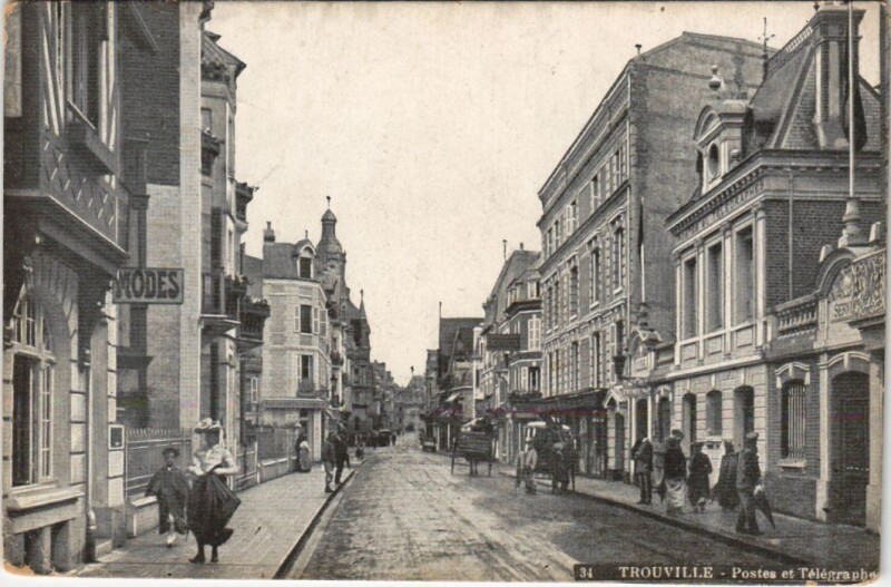 Carte postale ancienne Trouville Postes et Telegraphes