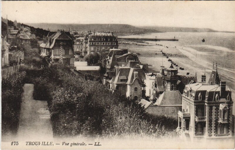 Carte postale ancienne Trouville Vue Generale