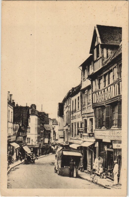 Carte postale ancienne Lisieux La Grande-Rue à Lisieux
