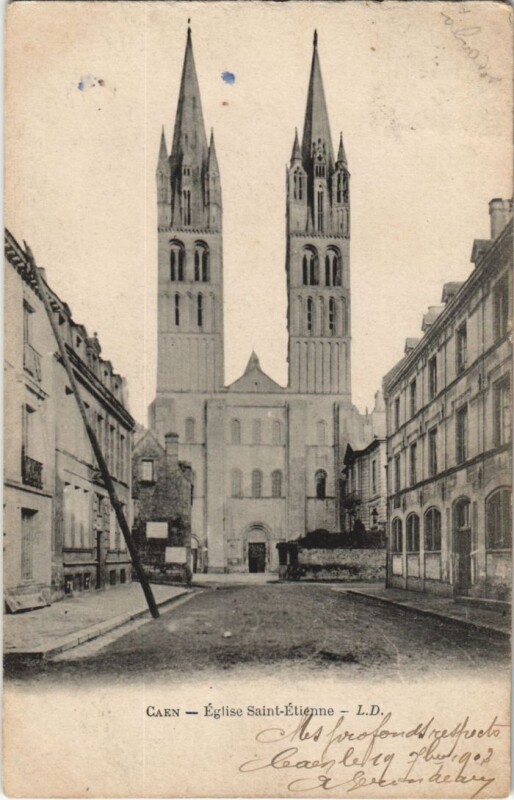 Carte postale ancienne Caen Eglise Saint-Etienne