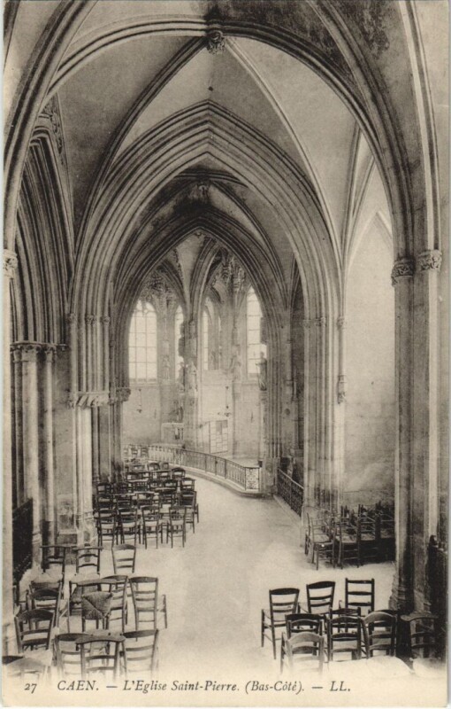 Carte postale ancienne Caen L'Eglise Saint-Pierre - Bas-Cote