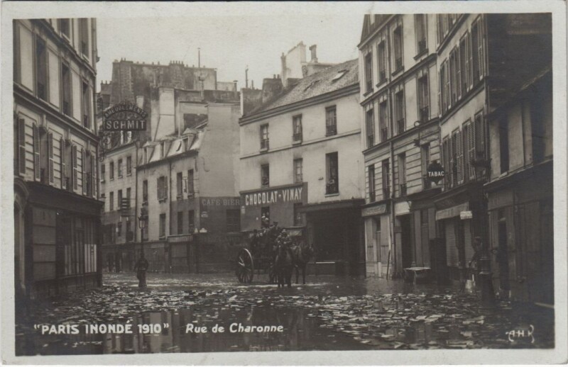 Carte postale ancienne Inondations 1910 Paris Rue de Charonne