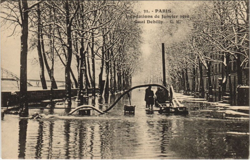 Carte postale ancienne Inondations de Janvier 1910 - Quai Debilly à Paris 16e